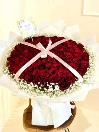 A bouquet of 100 roses